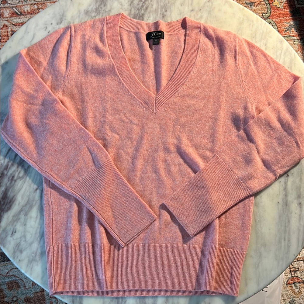 Salmon Pink cashmere V-Neck Sweater